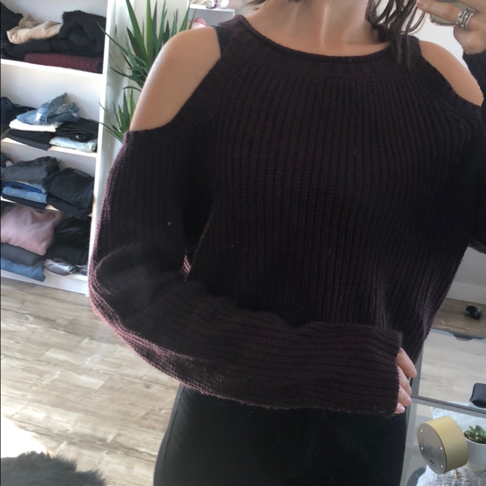 Eloide Cold Shoulder Sweater